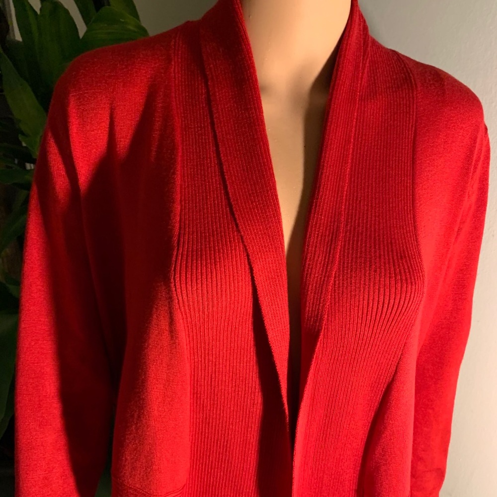 NWT VERVE AMI Medium Red Sweater, Cardigan
